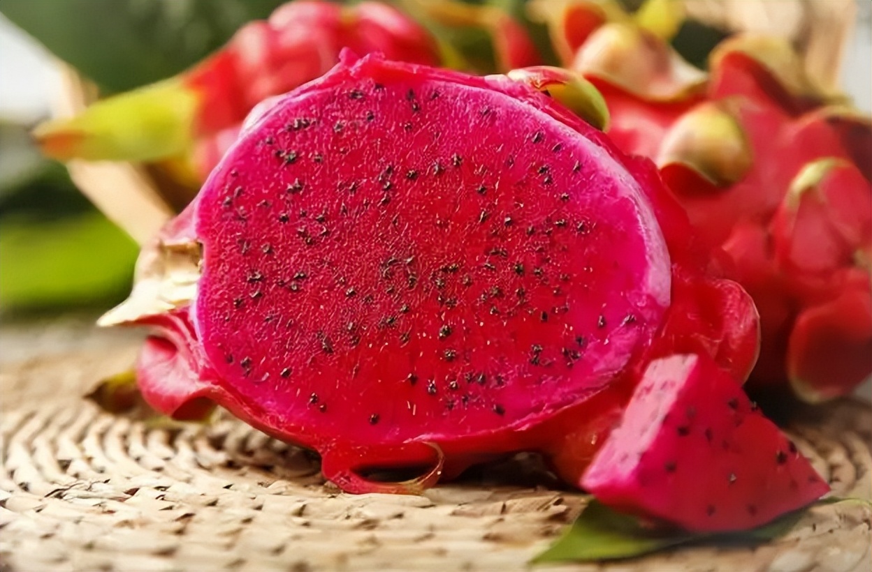 火龙果通便好还是香蕉通便好,香蕉有利于通便吗