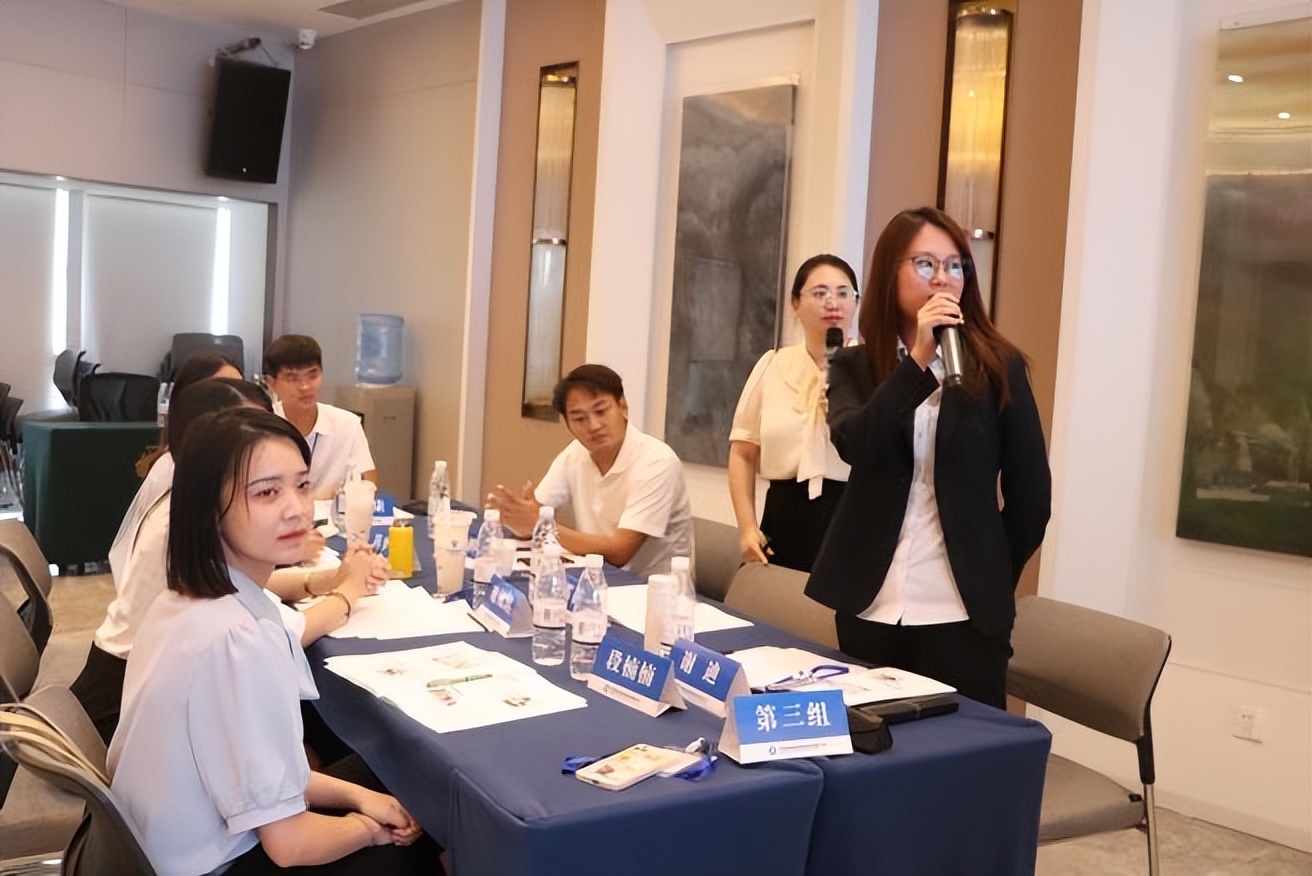 曾贝贝老师职业发展教练