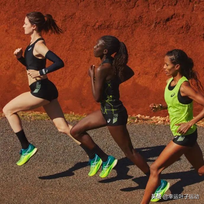 跑步膝盖痛的最快治疗方法,学会这几招跑步很轻松