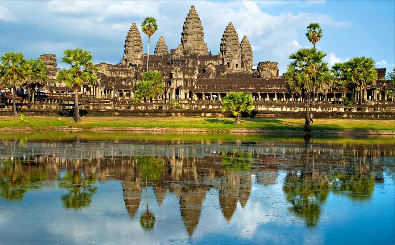 柬埔寨人眼中越南人,在柬埔寨比较厉害的中国人