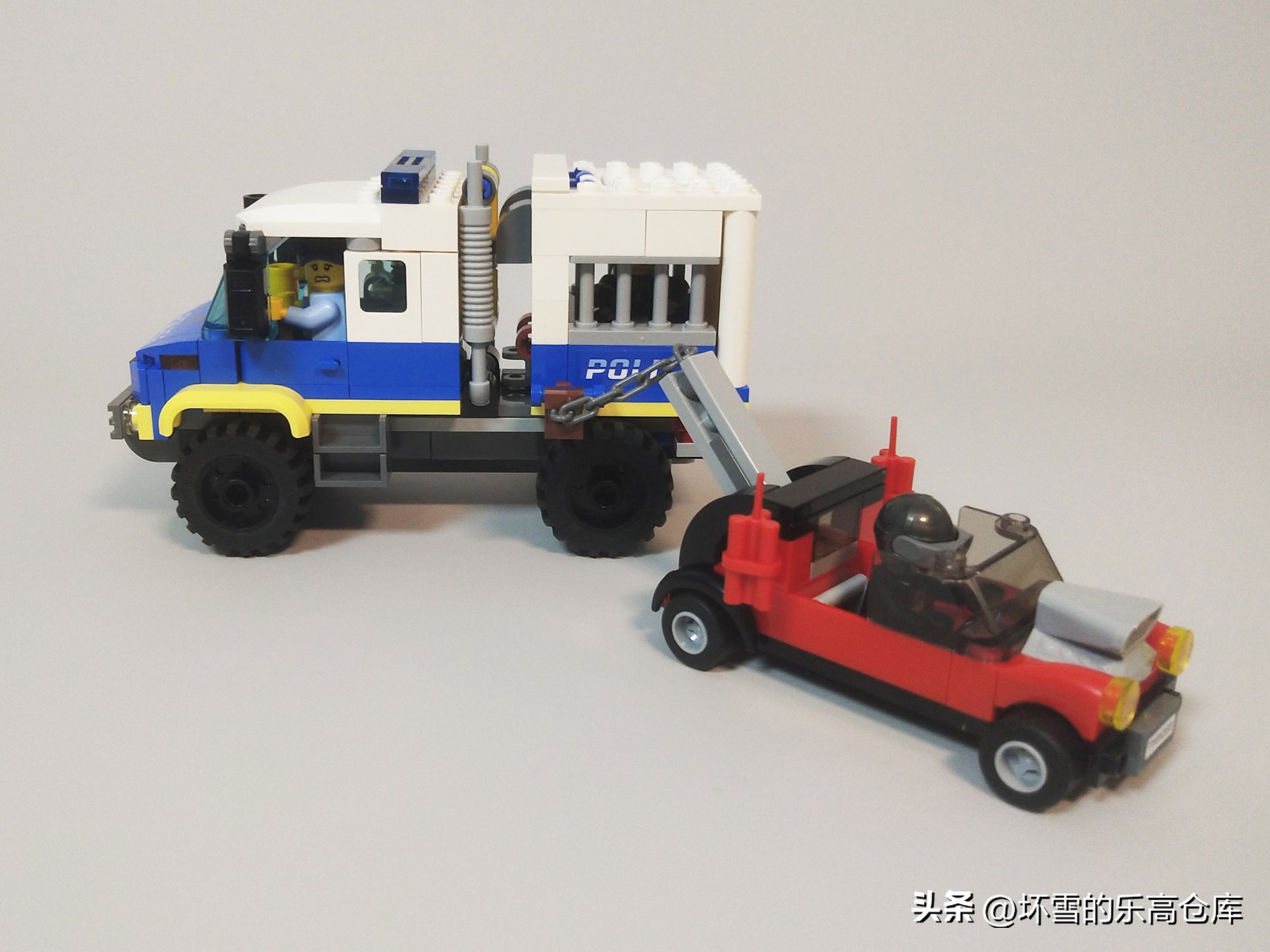一辆乐高小警车,买乐高警察玩具视频