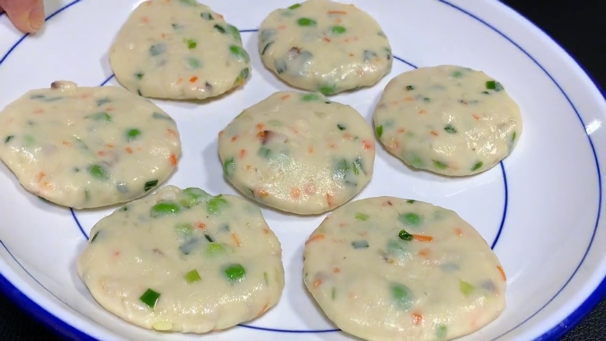 土豆饼用什么淀粉炸酥脆,在家做土豆饼做法