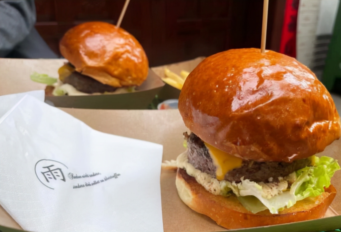 南宁一家袖珍店铺,南宁一家餐厅需要多少钱