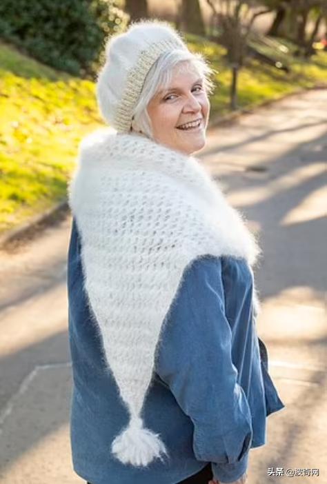 萨摩耶开始掉毛,萨摩耶铲屎官报道