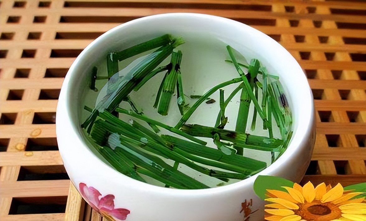 节节草能长期泡水喝吗有什么功效,老人用节节草泡脚的功效