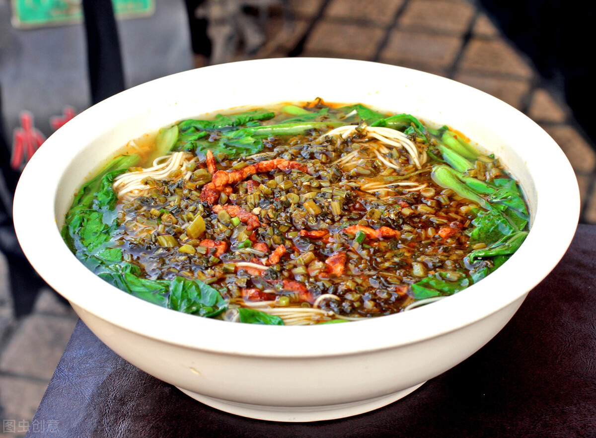 咸菜真的使血压升高吗,咸菜吃多了容易高血压吗