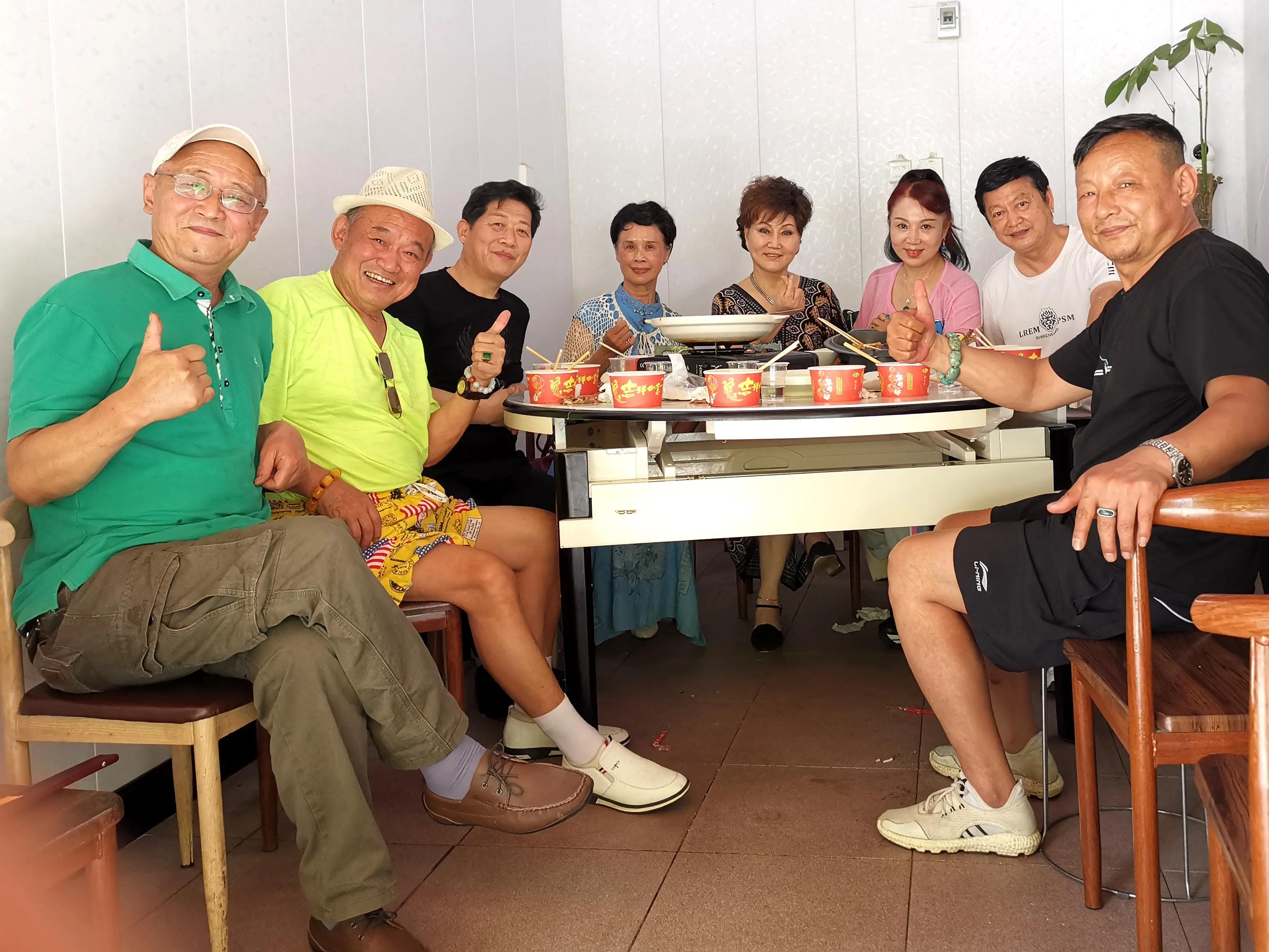 囯家一级演员罗汉明声情并茂的演出获得一致好评