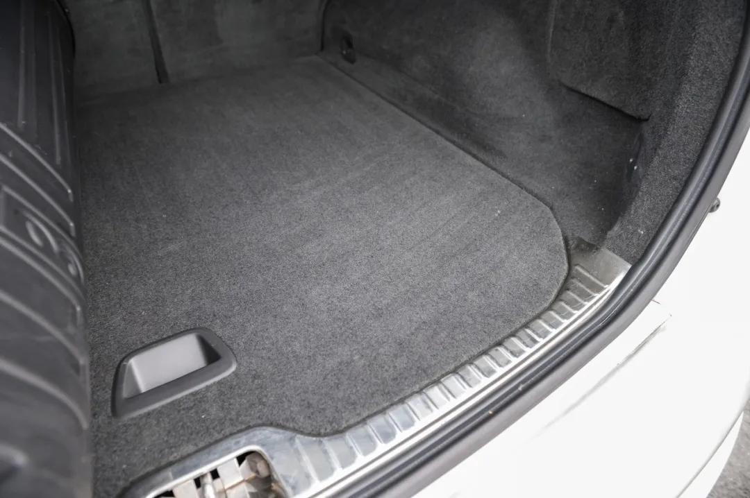 2010年沃尔沃xc60二手多少钱,杭州全款13万15年的沃尔沃xc60