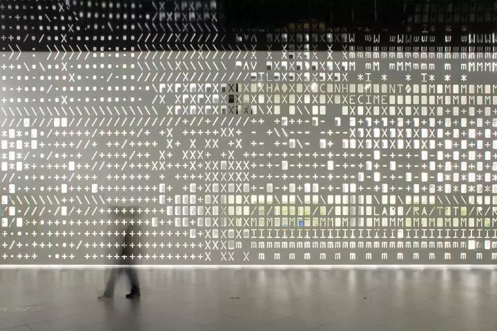 亚洲照明设计师协会丨光影下的冲孔板，金属界的颜值担当