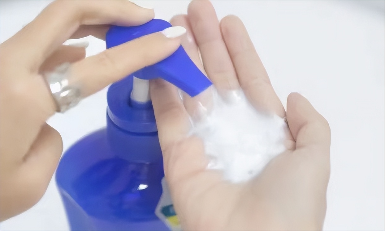 好用的洗发水和护发素推荐,非常好用的一款护发洗发水