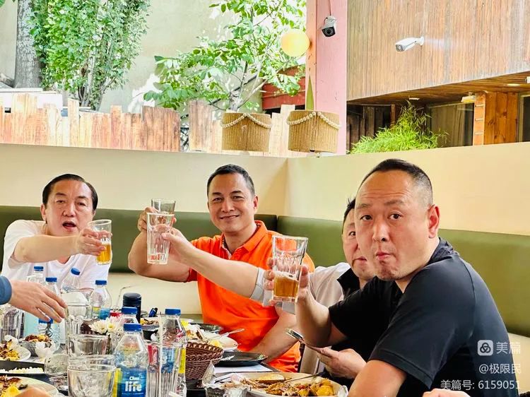 德爱会随“一带一路”经贸考察团参访伊朗