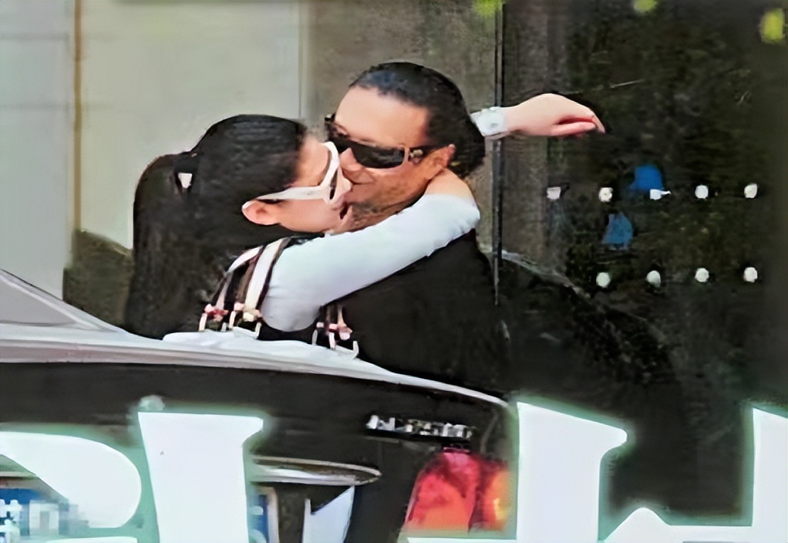 谢贤哪年离婚的,谢贤离婚过几次