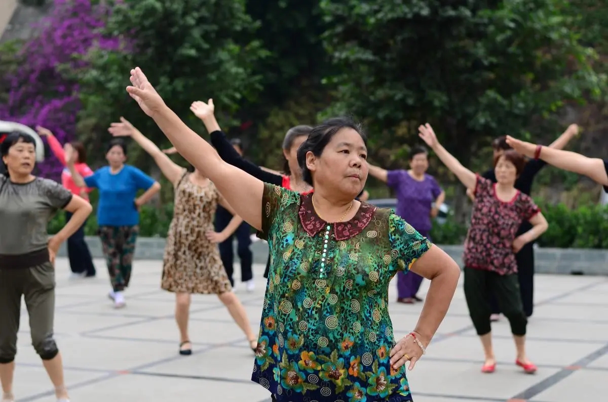 当前社会十大反常现象值得反思,当今社会的十大反常现象