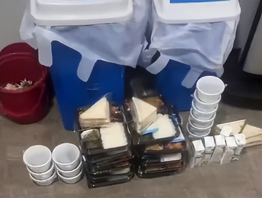 网友吐槽入境韩国被挂绿牌围拍,网友吐槽入境韩国被挂牌围拍后续