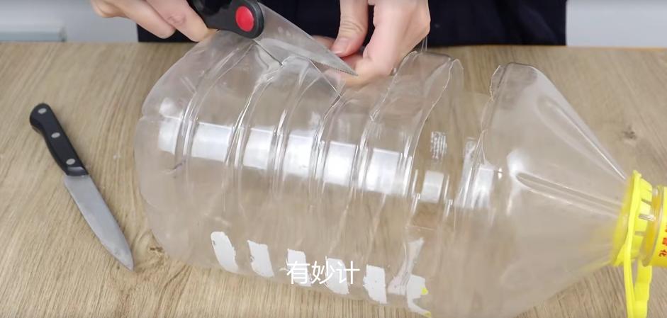 家里废弃的瓶子别再扔了,家里的饮料瓶别丢