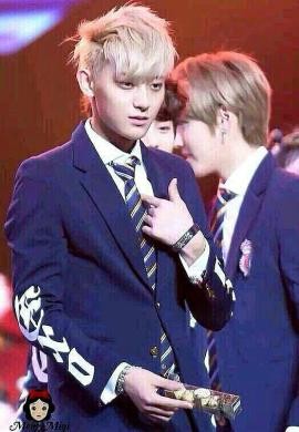 黄子韬不愧是内娱第一勇士,圈内扒爷爆料黄子韬