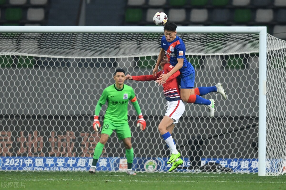 中国足球2022年度金球奖,中国足球金球奖争议