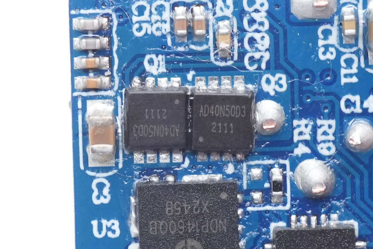 魅族pandaer无线充测评,魅族pandaer充电宝拆解