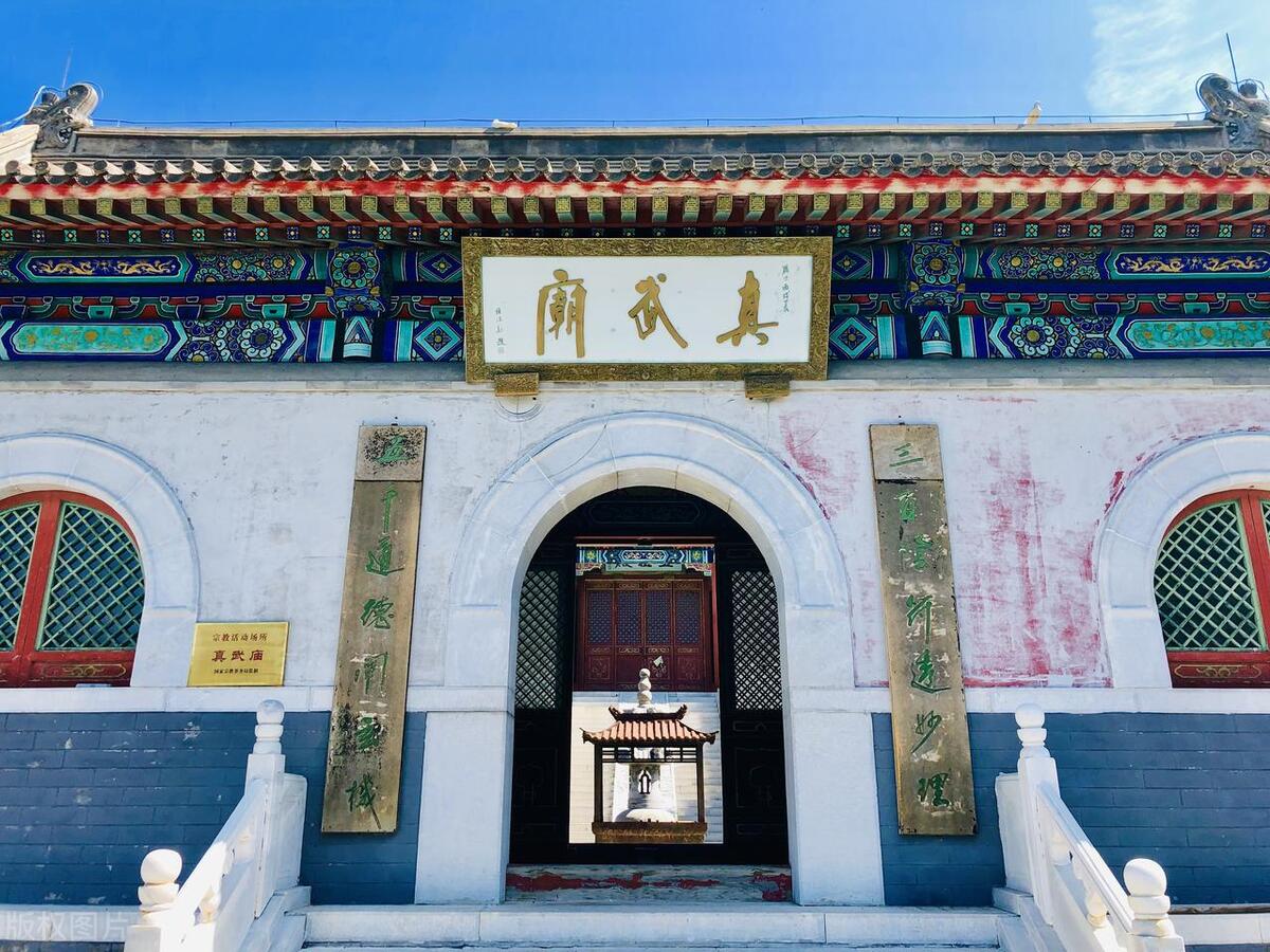 香火最旺的十大神仙排行榜,民间宫庙里供奉的都是哪些神仙