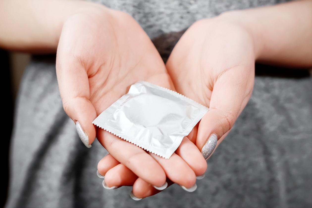 为什么男生不喜欢戴包,为什么有些男生不喜欢戴戒指