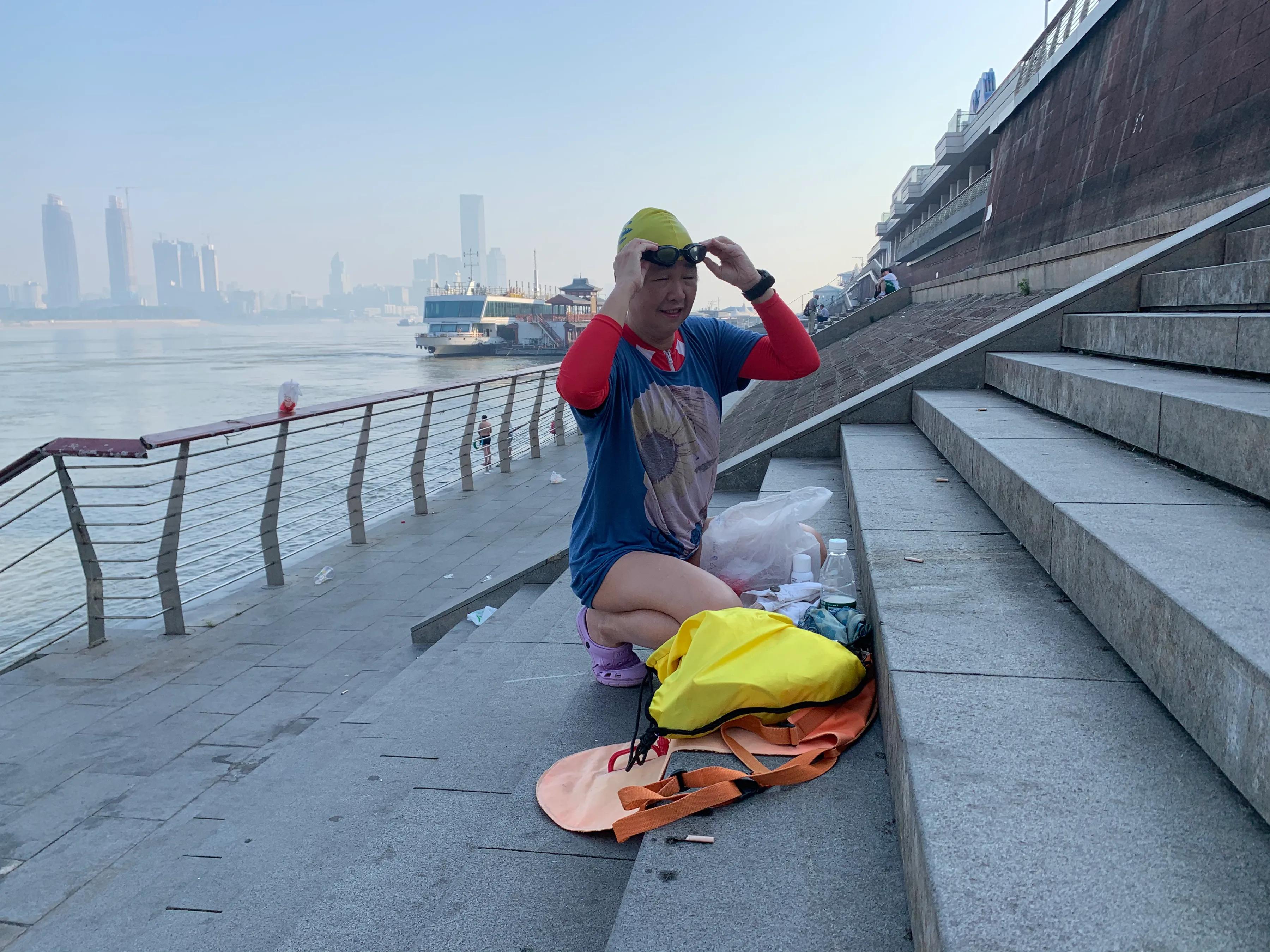 【游记54】《足球与游泳，群众体育应有的样子》