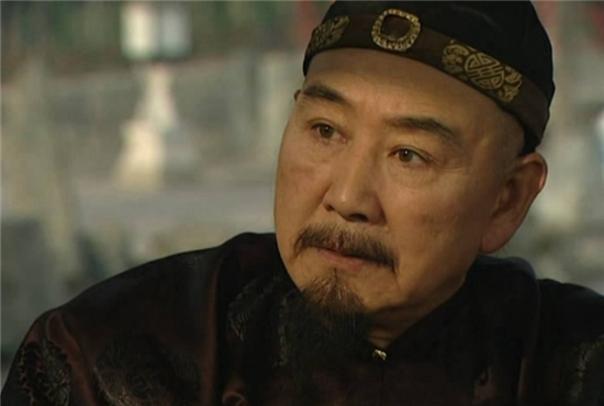 康熙释放了一名囚犯,帮助雍正成功登基,乾隆对他念念不忘