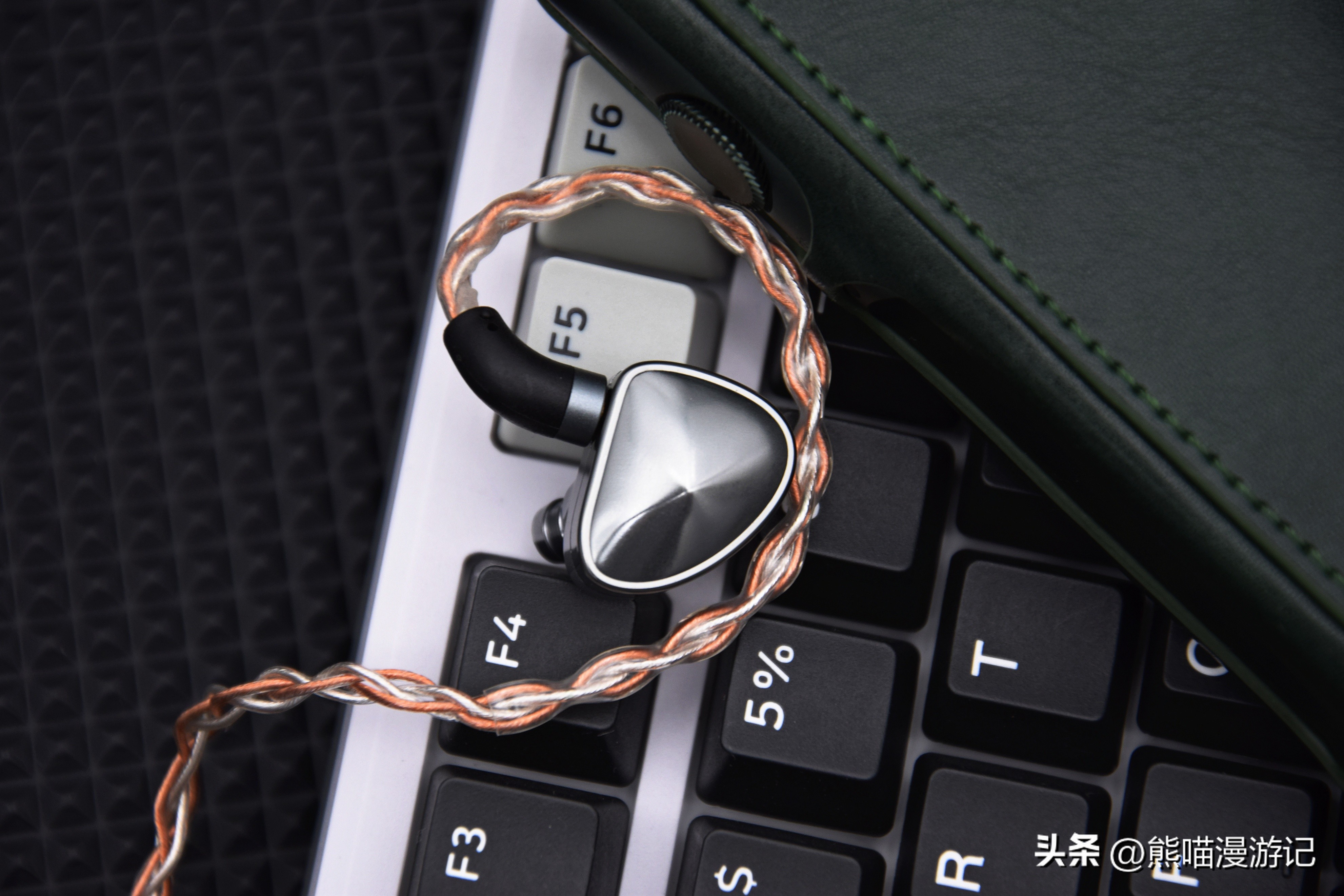 头戴HIFI蓝牙耳机如何选,不入耳蓝牙耳机评测不漏音推荐