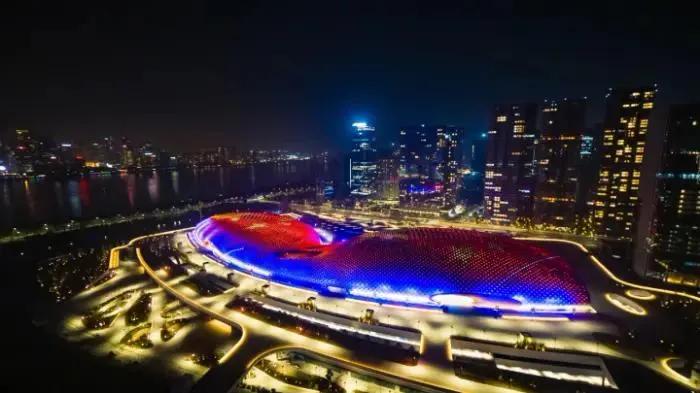 今晚19:35,卫冕冠军辽篮vs总决赛新军浅谈一下杭州新场馆先睹为快