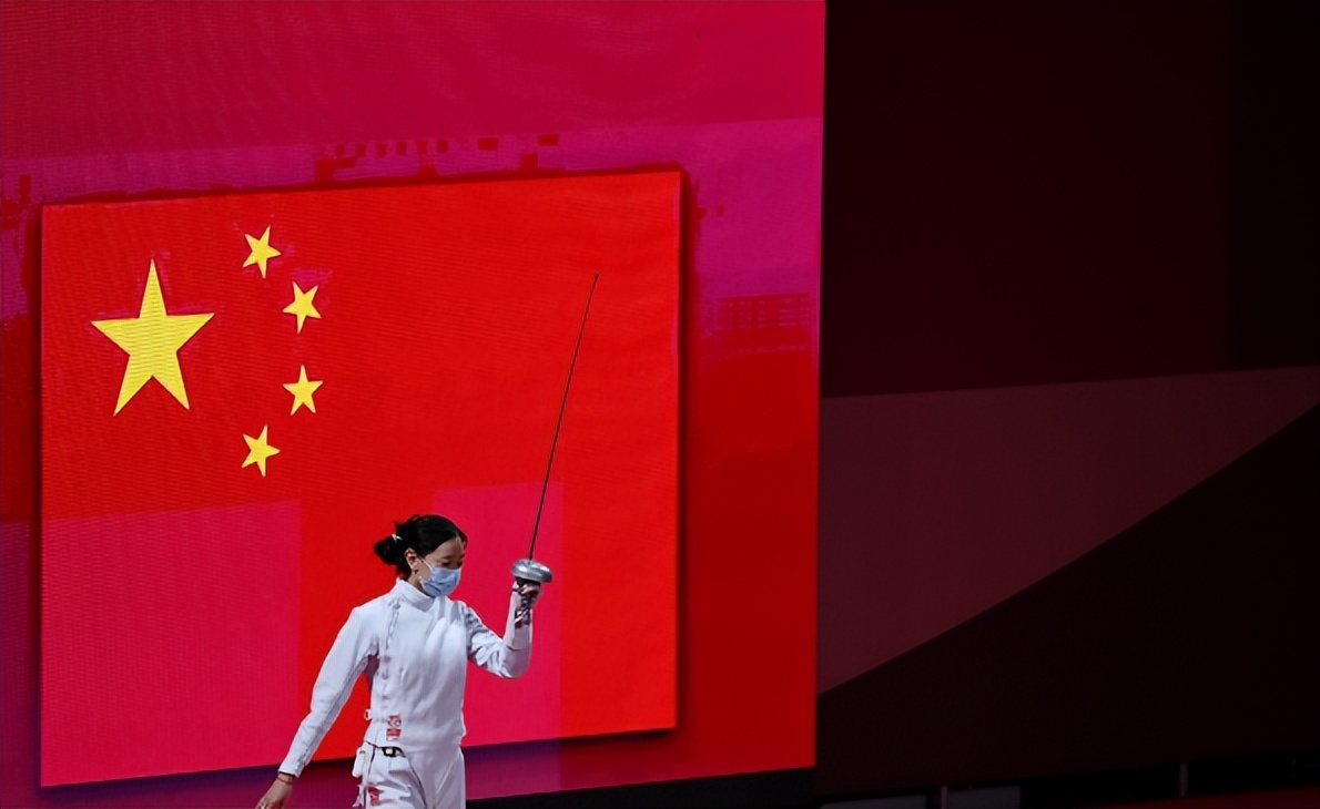 砥砺奋进二十载凝心聚力谋新篇,聚力奋进二十大