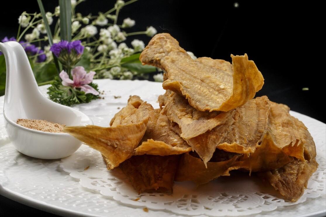 油炸脆皮鱼怎么做才酥脆,油炸鱼皮酥脆的秘诀