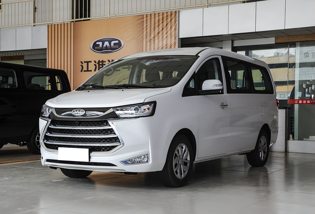 瑞风m4和菱智plus哪个质量好,瑞风M4和菱智PLUS哪款好