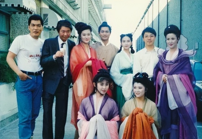 红颜薄命陈宝莲：被亲妈出卖遭干爹抛弃，留下满月孩子跳楼自尽