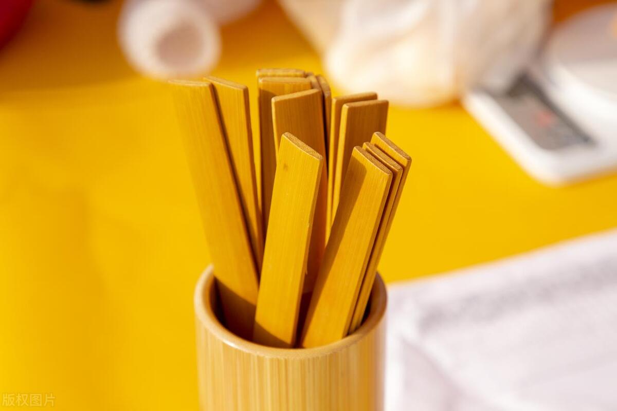 从瘫痪两年到年入千万，一个男人的十年狂飙。