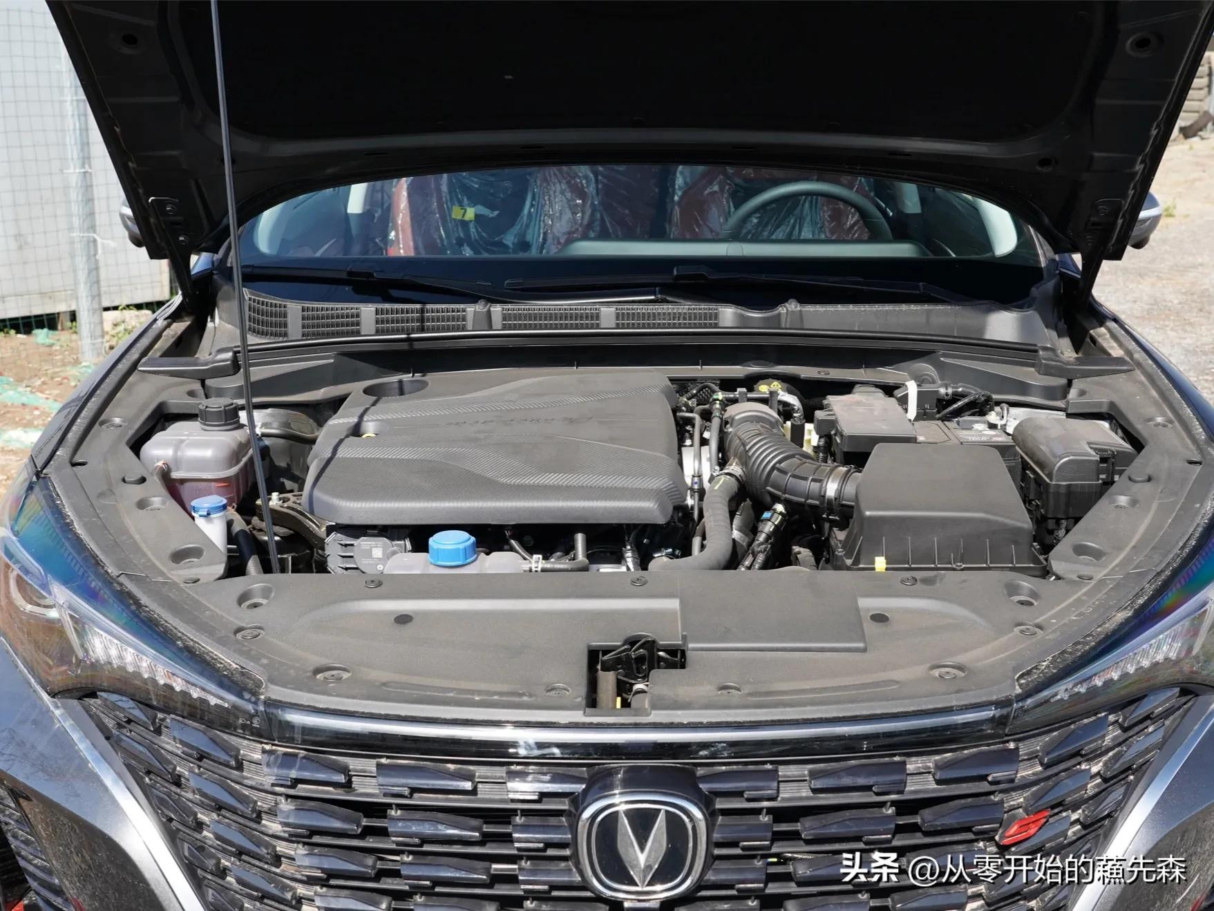 长安逸动uni-t尊贵版,长安逸动对比长安uni-t