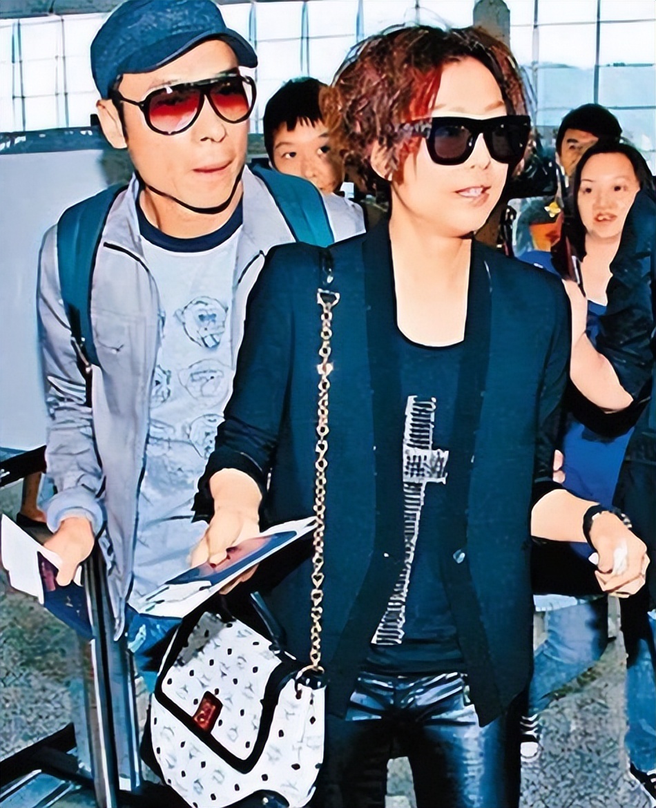 狂揽*钟金**奖、歌坛天后、美艳亲王，她们貌美有才却被伴侣无情伤害