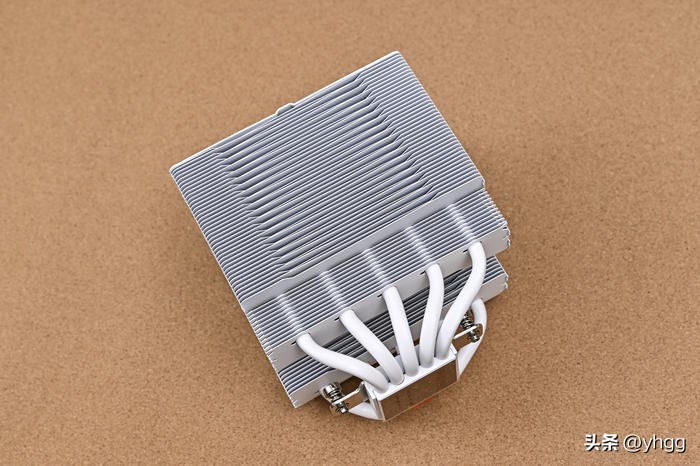 拆解华擎b760m,华擎b760m配合显卡