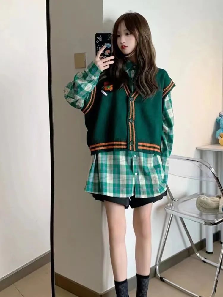 针织马甲棉麻衬衫,针织马甲衬衫下面怎么搭