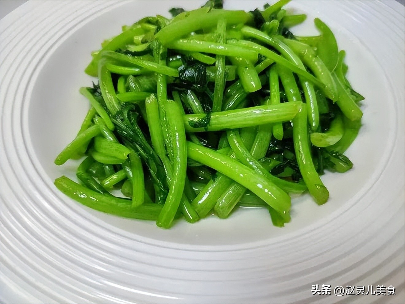 一家三口被查出肝病,三种物品长期放冰箱易致肝癌