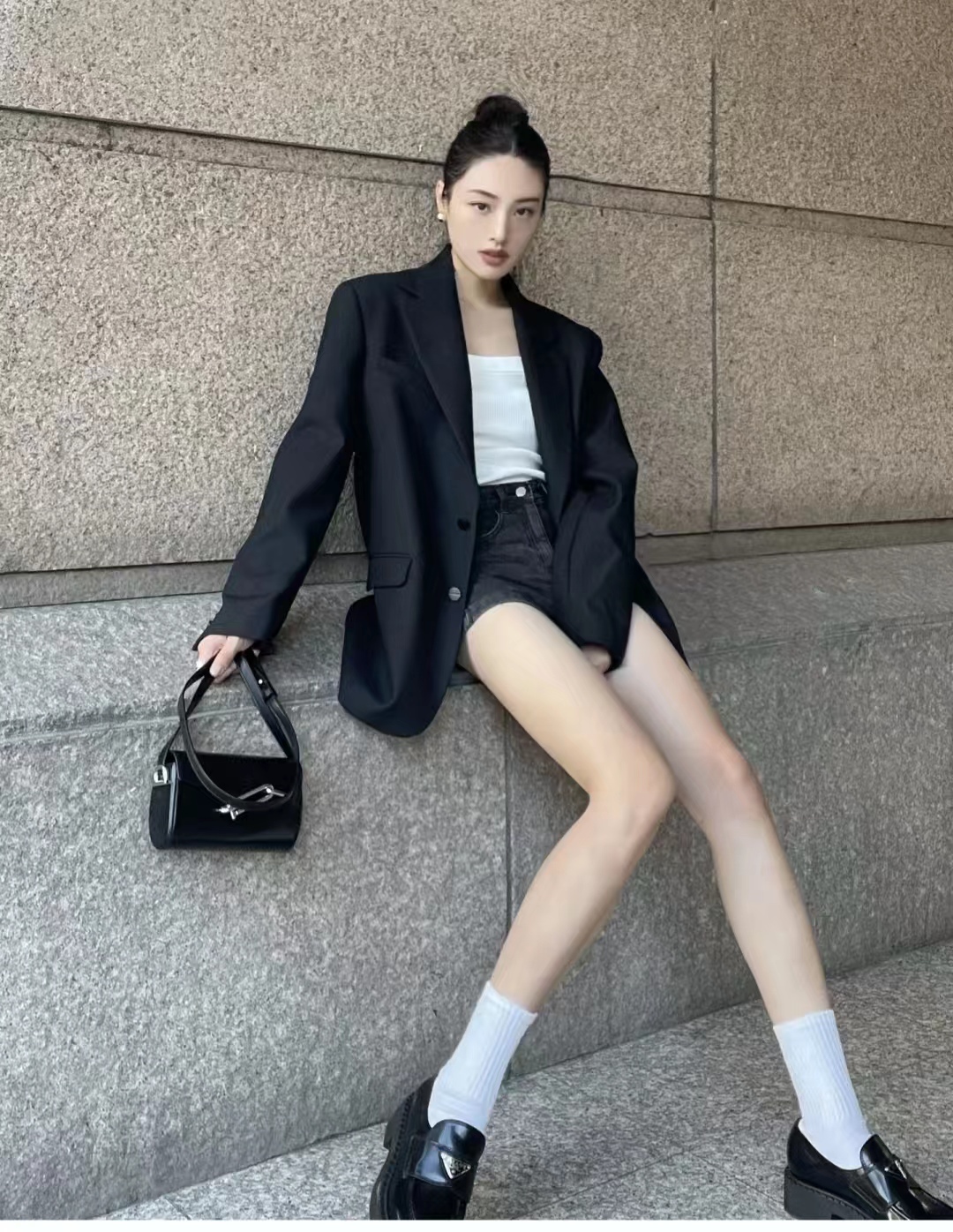 西装外套怎么搭配裙子好看气质,西装外套搭配时髦女士