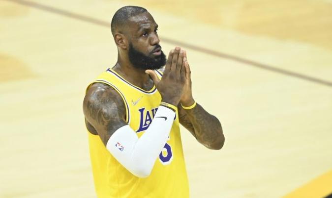 美媒预测库里得分前十,2022美媒评选球员价值榜