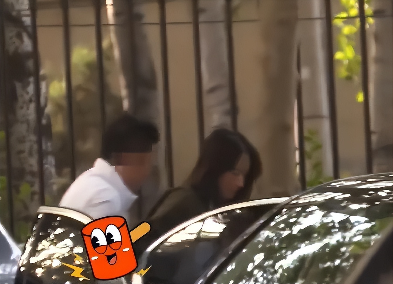 出轨家暴、车内拥吻、脚踏三条船,娱乐圈的“桃色大瓜”真精彩