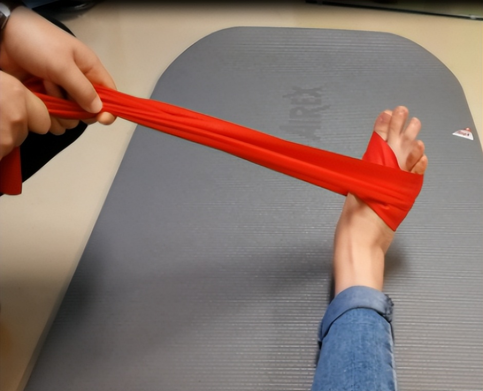 足踝骨折康复,足踝骨折康复训练视频