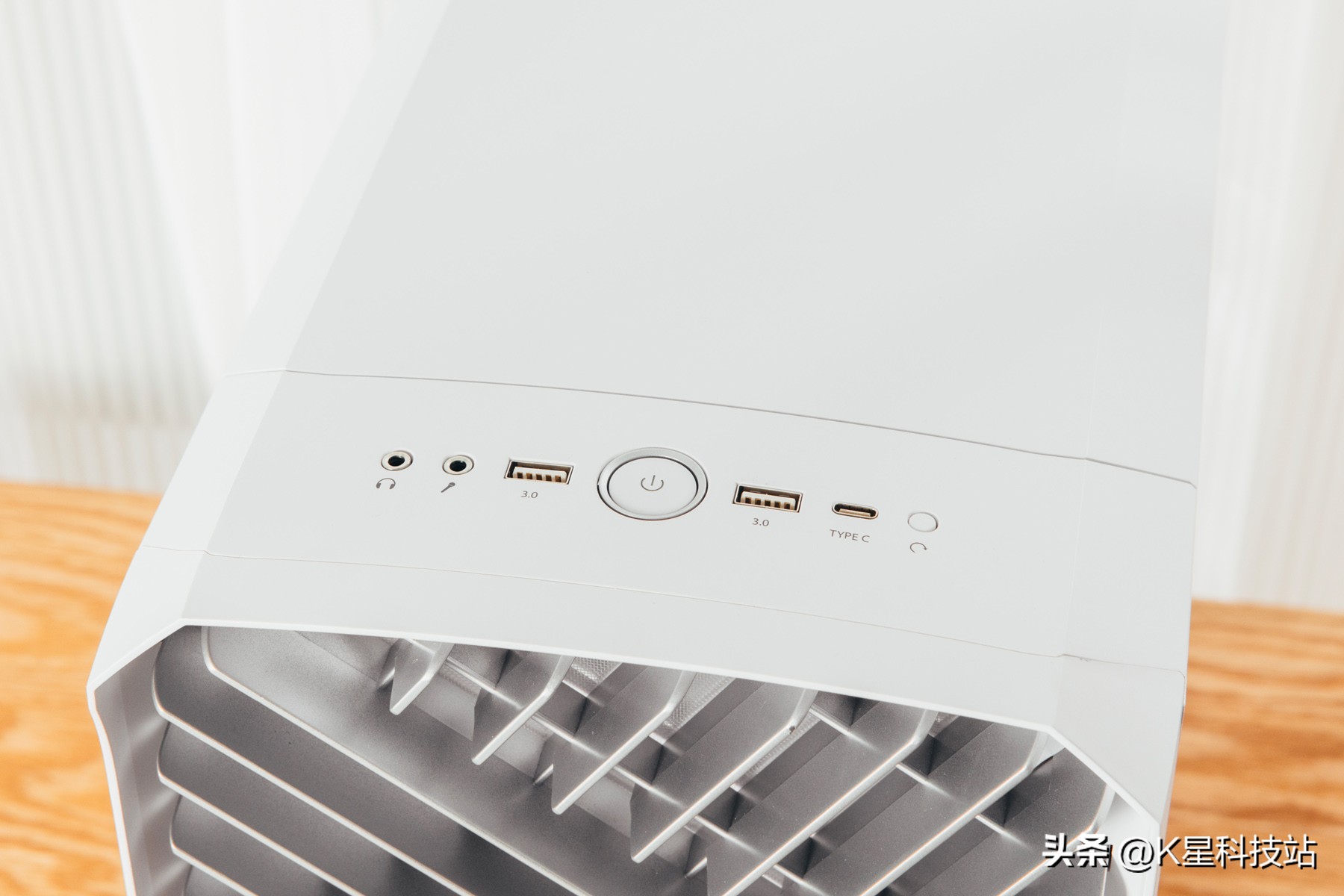 鍗庣x670e涓绘澘涓婁粈涔坈pu,鍗庣strixz690-e瑁呮満瑙嗛