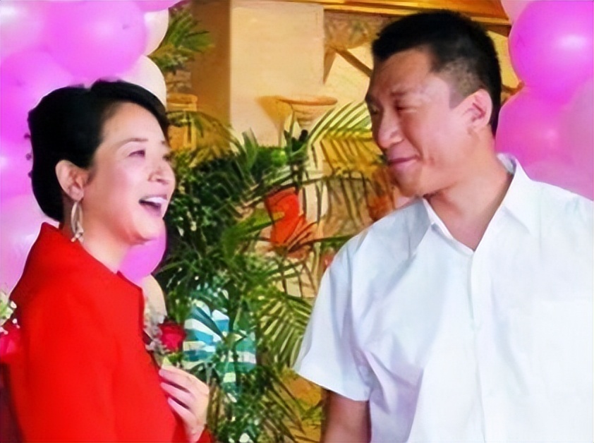 陈小艺的老公刘惠宁为什么坐轮椅,陈小艺婚姻危机