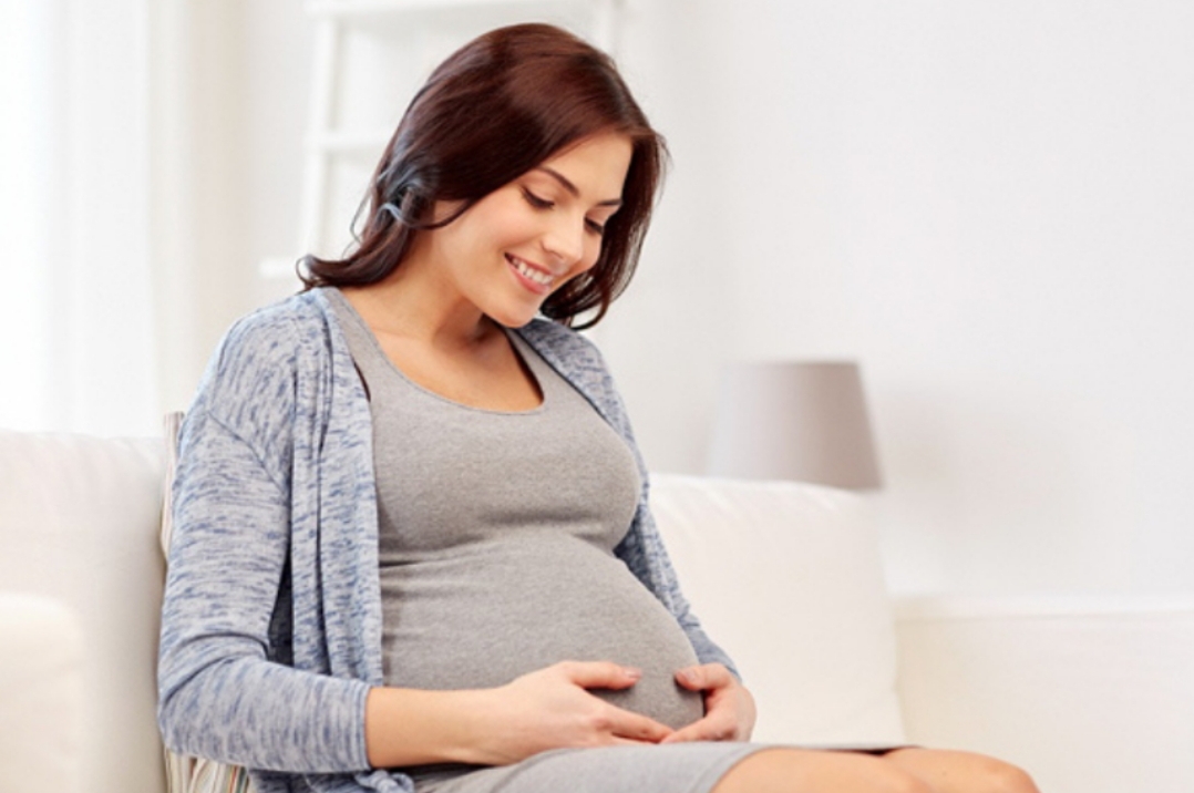 屁股小的女人是易孕体质么,屁股大的女生是不是易孕