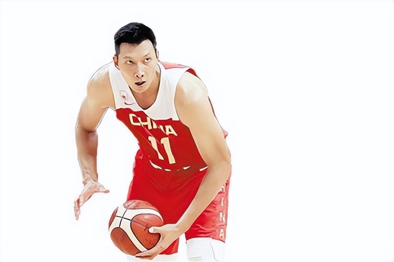 易建联老婆荆灵个人简介,易建联和荆灵爱情故事