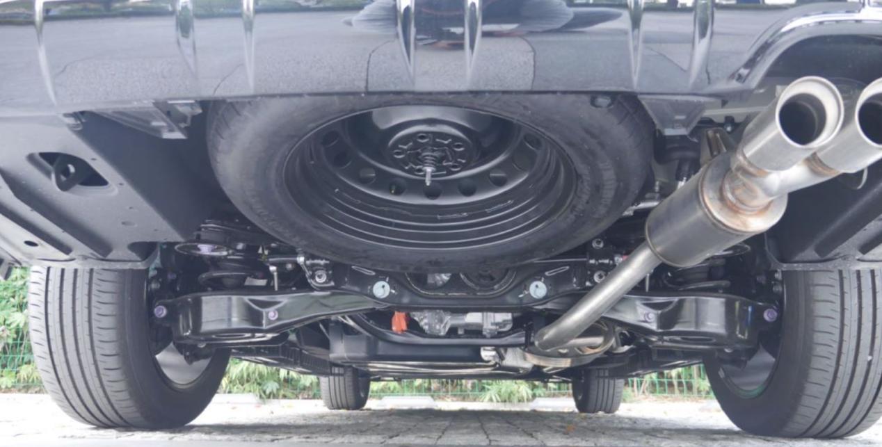 皇冠陆放suv是日系吗,试驾丰田皇冠陆放5座