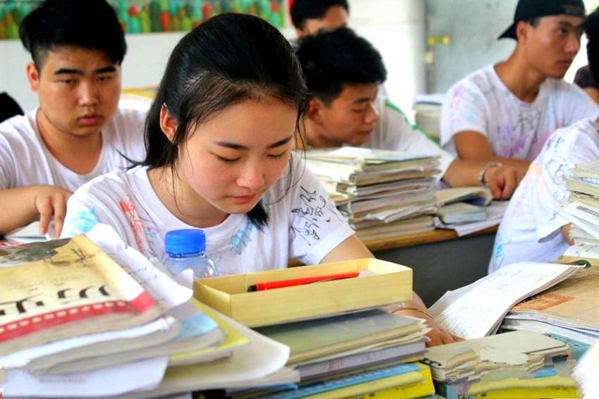 新课标、新教材、新高考背景下，关于高一语文课程教学的几点思考