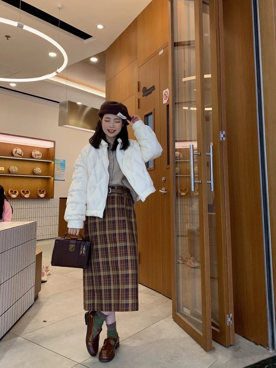 要过年了,衣服究竟是“商场买”还是“网上买”?给你4个建议