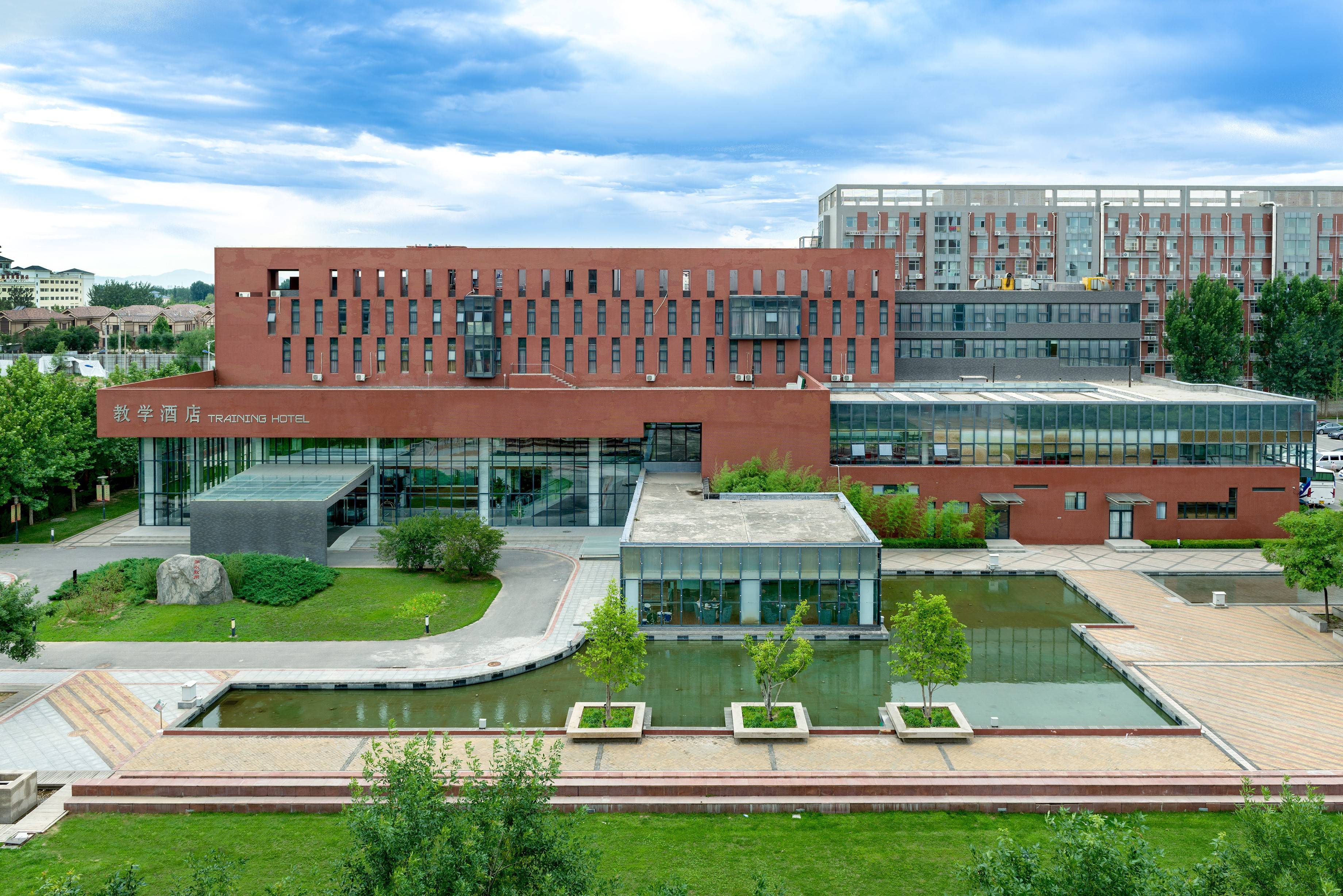 北二外中瑞酒店管理学院全国排名,北二外中瑞酒店管理学院就业